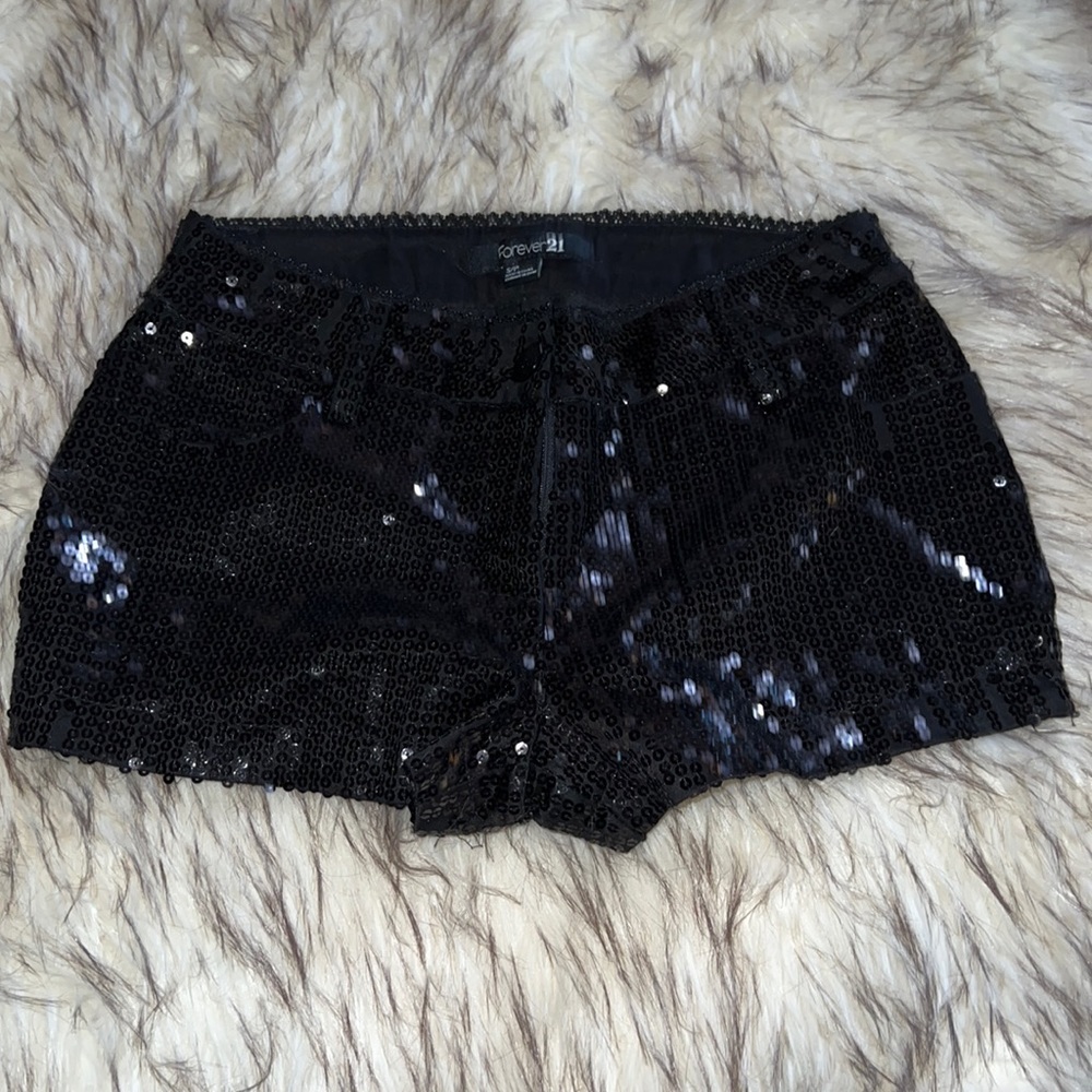 Sequin shorts (S)